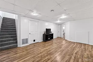 7018 Grassy Valley Dr, Saint Louis, MO 63129 - Photo 21
