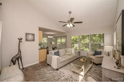 13067 Midfield Terrace, Unincorporated, MO 63146 - Photo 5
