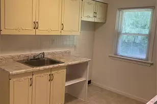 59 S Floridale Dr, Saint Louis, MO 63135 - Photo 17
