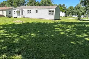 806 Stella St, Montgomery City, MO 63361 - Photo 5