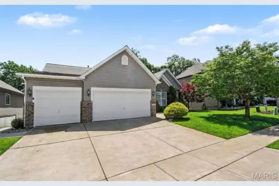 1258 Spring Lilly Drive, High Ridge, MO 63049 - Photo 3