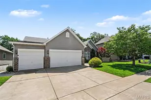 1258 Spring Lilly Dr, High Ridge, MO 63049 - Photo 3