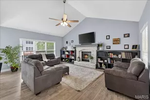 129 Henrietta Ct, Dardenne Prairie, MO 63368 - Photo 7
