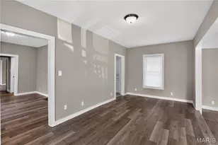 7041 Glades Ave, Saint Louis, MO 63117 - Photo 7