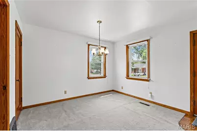 7322 Parkwood Drive, Saint Louis, MO 63116 - Photo 13