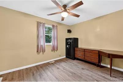 17 Debbie Drive, Saint Peters, MO 63376 - Photo 17