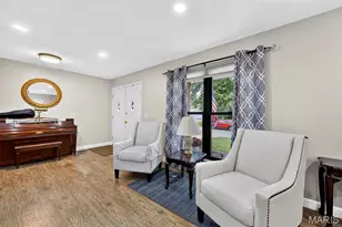 17 Debbie Dr, Saint Peters, MO 63376 - Photo 5