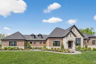 31 Tbb Grand Meridien Ct, Wildwood, MO 63005 - Photo 1