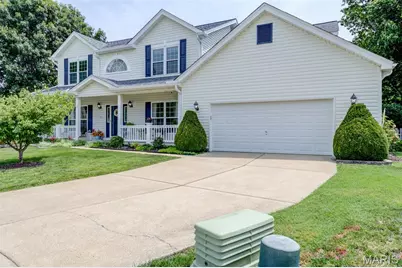 380 Huntleigh Manor Drive, Saint Charles, MO 63303 - Photo 3