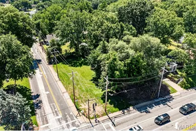 360 N New Florissant Road, Florissant, MO 63031 - Photo 21