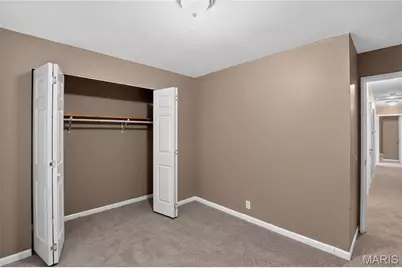 2827 Westminster Drive, Florissant, MO 63033 - Photo 15