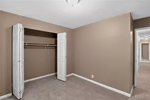 2827 Westminster Dr, Florissant, MO 63033 - Photo 15