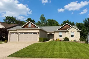 328 Vigilant St, Wentzville, MO 63385 - Photo 1