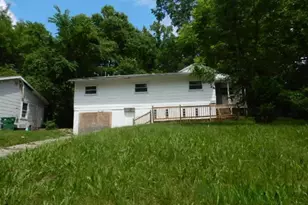 10234 Count Dr, Saint Louis, MO 63136 - Photo 1