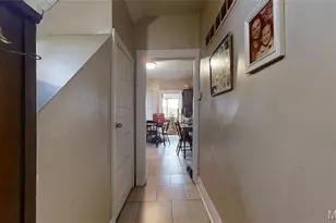9421 Holtwood Rd, Saint Louis, MO 63114 - Photo 11