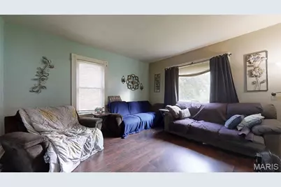 9421 Holtwood Road, Saint Louis, MO 63114 - Photo 7