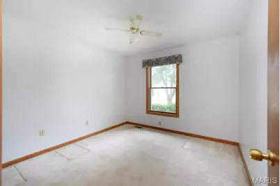 3406 Ludlow Avenue, Bridgeton, MO 63044 - Photo 15