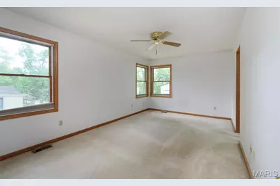 3406 Ludlow Avenue, Bridgeton, MO 63044 - Photo 11