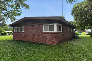 6619 Graybirch Dr, Saint Louis, MO 63134 - Photo 29