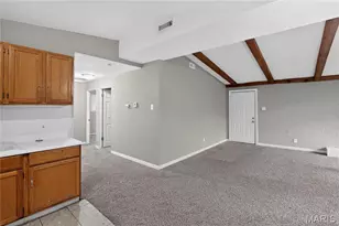 6619 Graybirch Dr, Saint Louis, MO 63134 - Photo 7