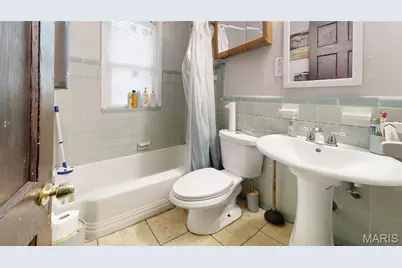 8007 Titus Road, Saint Louis, MO 63114 - Photo 31