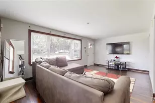 8007 Titus Rd, Saint Louis, MO 63114 - Photo 9