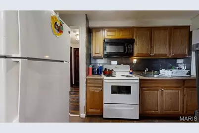 8007 Titus Road, Saint Louis, MO 63114 - Photo 15