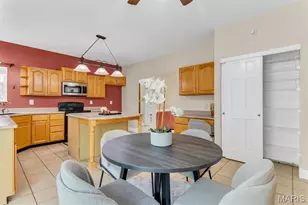214 Kingdom Dr, Saint Charles, MO 63301 - Photo 25