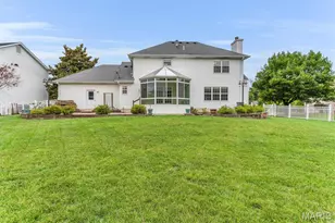 214 Kingdom Dr, Saint Charles, MO 63301 - Photo 7