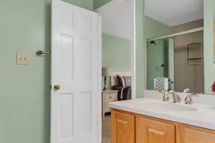 214 Kingdom Dr, Saint Charles, MO 63301 - Photo 45