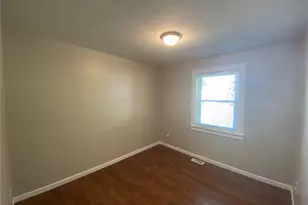 2942 Chance Dr, Florissant, MO 63031 - Photo 7