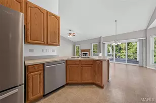 409 Paisley Ct, Saint Charles, MO 63301 - Photo 19