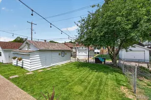 5729 Tholozan Ave, Saint Louis, MO 63109 - Photo 33