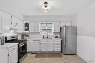 5729 Tholozan Ave, Saint Louis, MO 63109 - Photo 11
