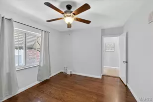 5729 Tholozan Ave, Saint Louis, MO 63109 - Photo 21