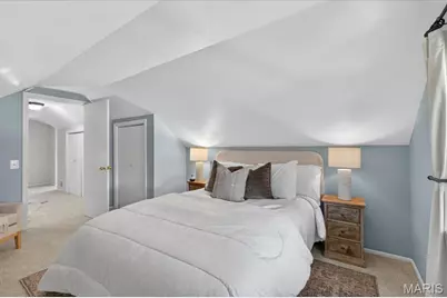 5729 Tholozan Avenue, Saint Louis, MO 63109 - Photo 25