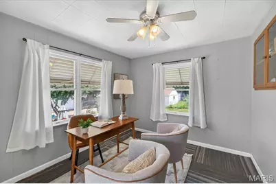 5729 Tholozan Avenue, Saint Louis, MO 63109 - Photo 17