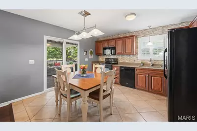 5 Knoll Creek Court, O'Fallon, MO 63368 - Photo 9