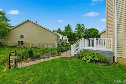 16337 Hampden Place, Florissant, MO 63034 - Photo 41