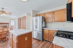 16337 Hampden Pl, Florissant, MO 63034 - Photo 15
