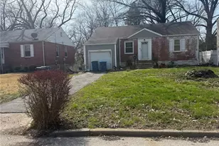 257 S Barat Ave, Ferguson, MO 63135 - Photo 1