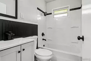 10512 Durness Dr, Saint Louis, MO 63137 - Photo 11