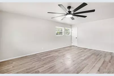 10512 Durness Drive, Saint Louis, MO 63137 - Photo 3