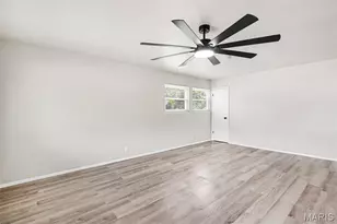 10512 Durness Dr, Saint Louis, MO 63137 - Photo 3