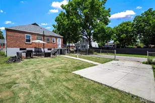1802 Switzer Ave, Saint Louis, MO 63147 - Photo 31