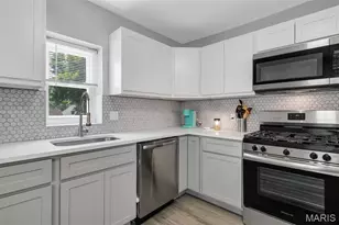 1802 Switzer Ave, Saint Louis, MO 63147 - Photo 15