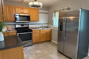 3160 Newgate Dr, Florissant, MO 63033 - Photo 7