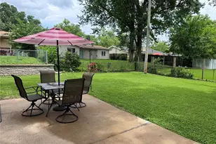 3160 Newgate Dr, Florissant, MO 63033 - Photo 3