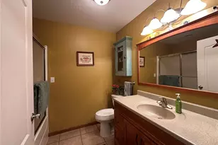 408 Ahr Strom Dr, Robertsville, MO 65066 - Photo 47