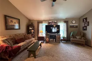 408 Ahr Strom Dr, Robertsville, MO 65066 - Photo 37